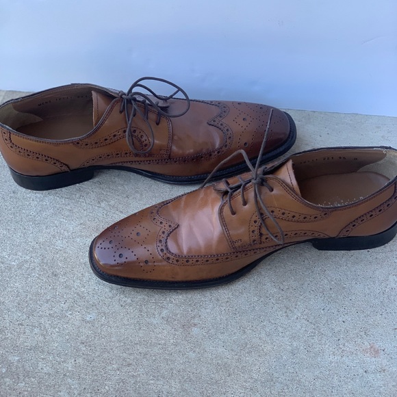 Florsheim Imperial Men’s Oxford Wingtip shoe size 9.5 - Picture 5 of 16